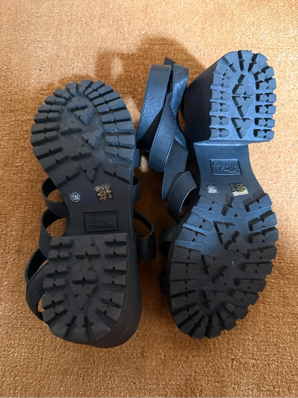 Dirty Laundry Strappy Block Herl Lug Sole Sandals